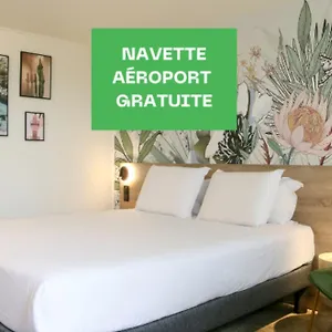 Kyriad Aeroport Marseille Hotel